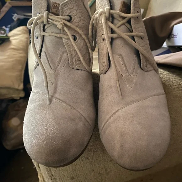 TOMS Beige Suede Ankle Boots - Picture 5 of 7